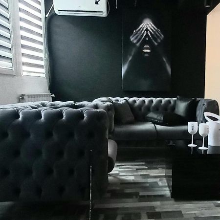 Naumovski Apartments Szkopje Kültér fotó
